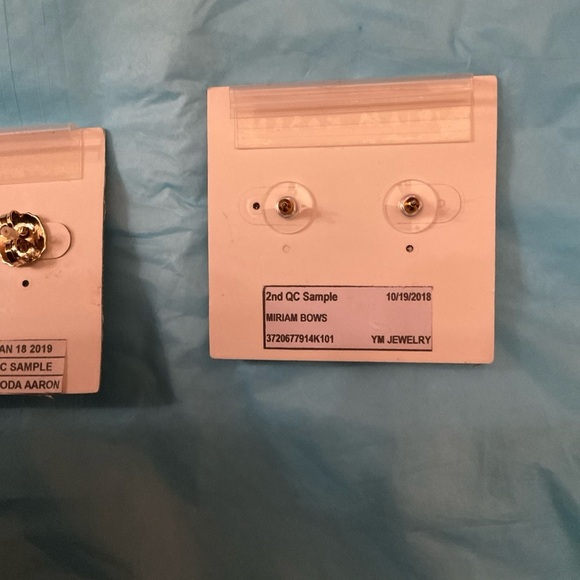 2 Miriam Haskell Drop Dangle Earrings-Seed Bead And Miriam Bows New​​ - Picture 6 of 13